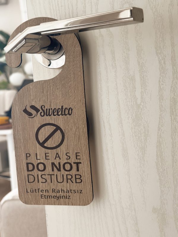 Rahatsız Etmeyiniz/Do not Disturb Otel Ahşap Otel Kapı Askısı Logolu - Görsel 6