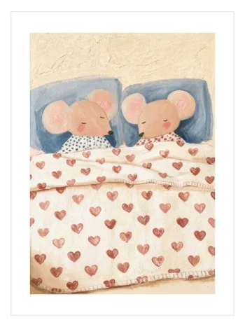 Yan yana uyuyan sevimli fare illüstrasyonlu çocuk odası posteri