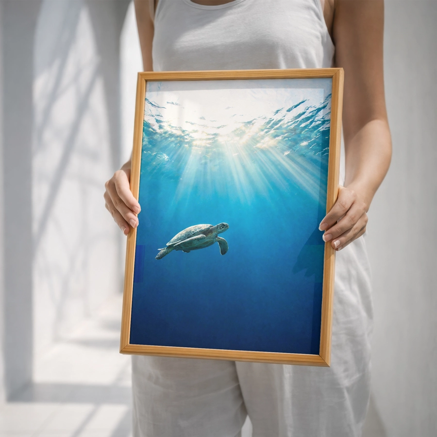 Sea Turtle Underwater Poster — Su Altında Yüzen Deniz Kaplumbağası - Görsel 3